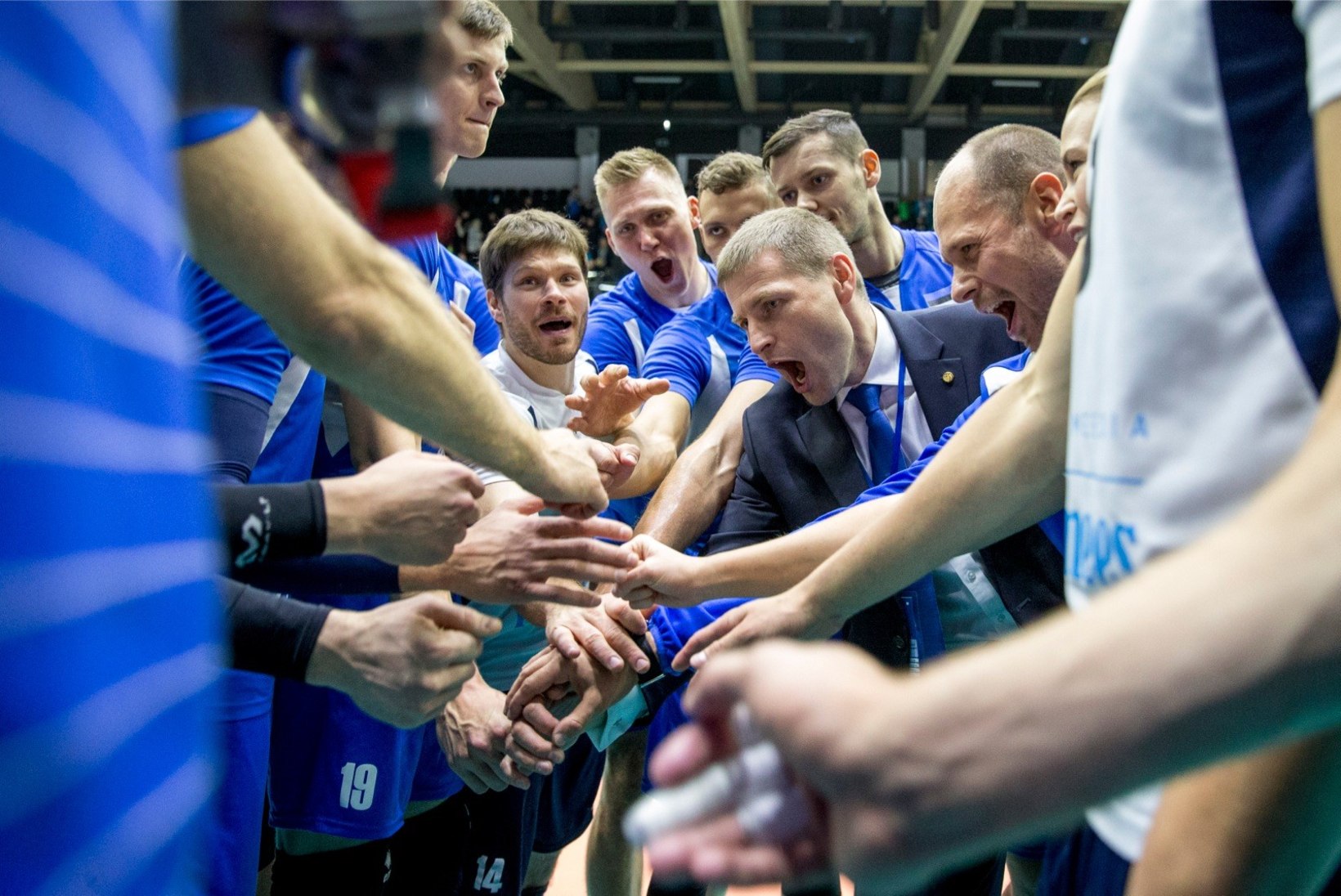 ÄRA MAGA MAHA! Eesti võrkpallikoondise mängupiletid Poolas toimuvale EMile lähevad kaubaks nagu soojad saiad