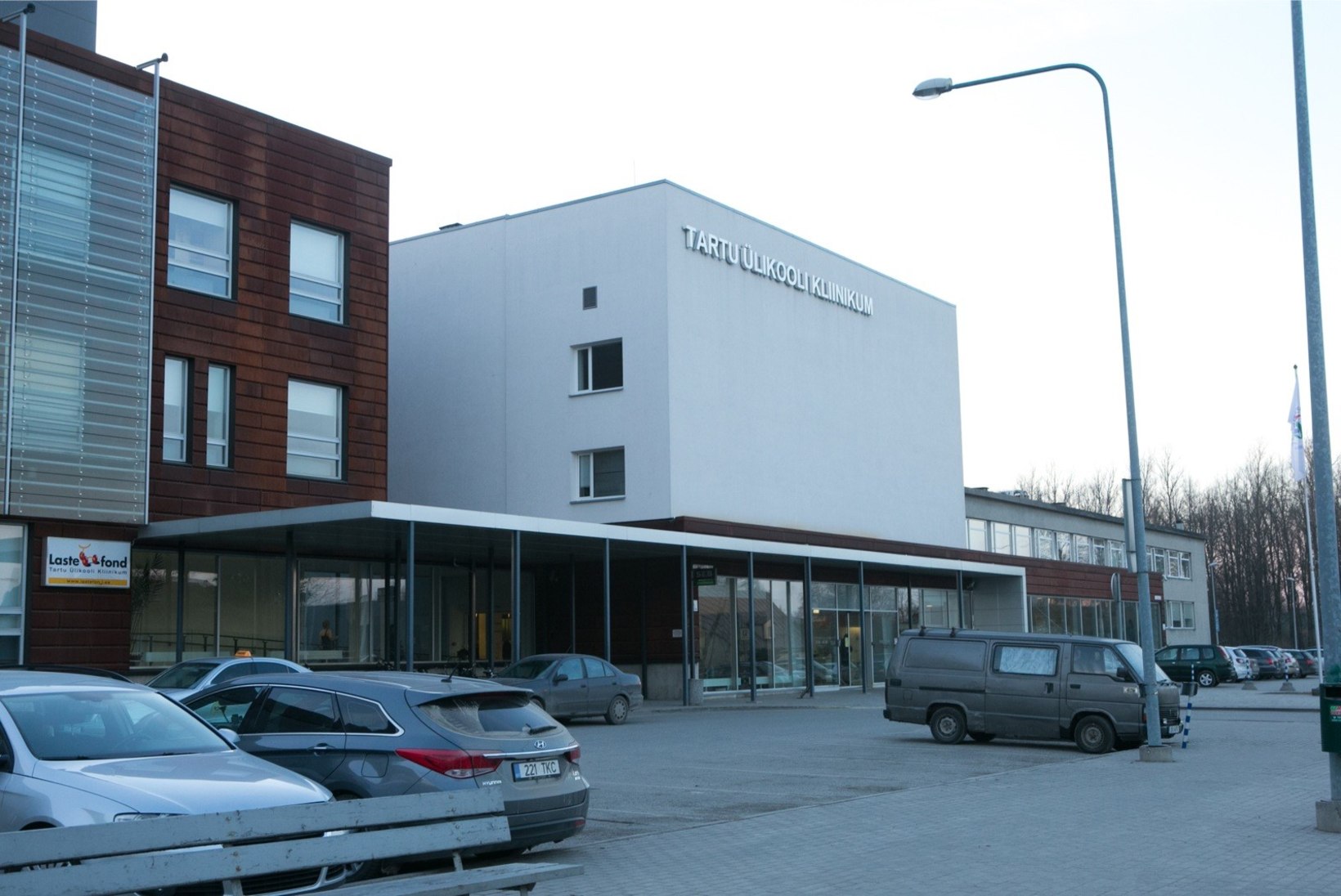 Tartu Ülikooli kliinikum suleb uuest nädalast viirushaiguste tõttu külastajatele uksed