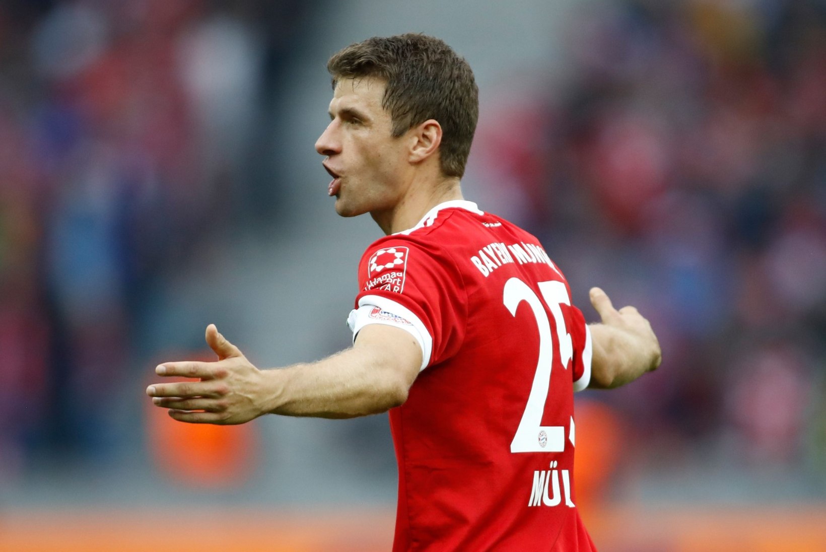 Äsja peatreeneri vallandanud Müncheni Bayern piirdus kodumaal taas viigiga