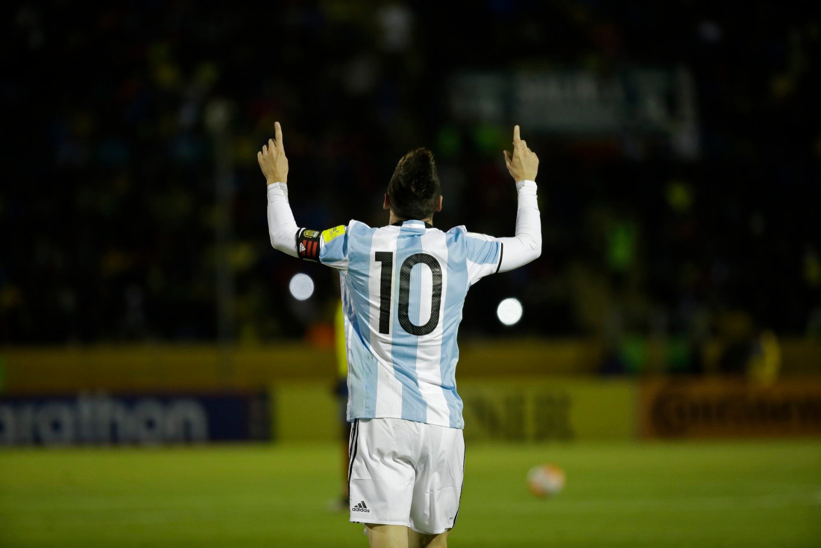 Imeline Messi päästis Argentina kuristiku põhja langemisest