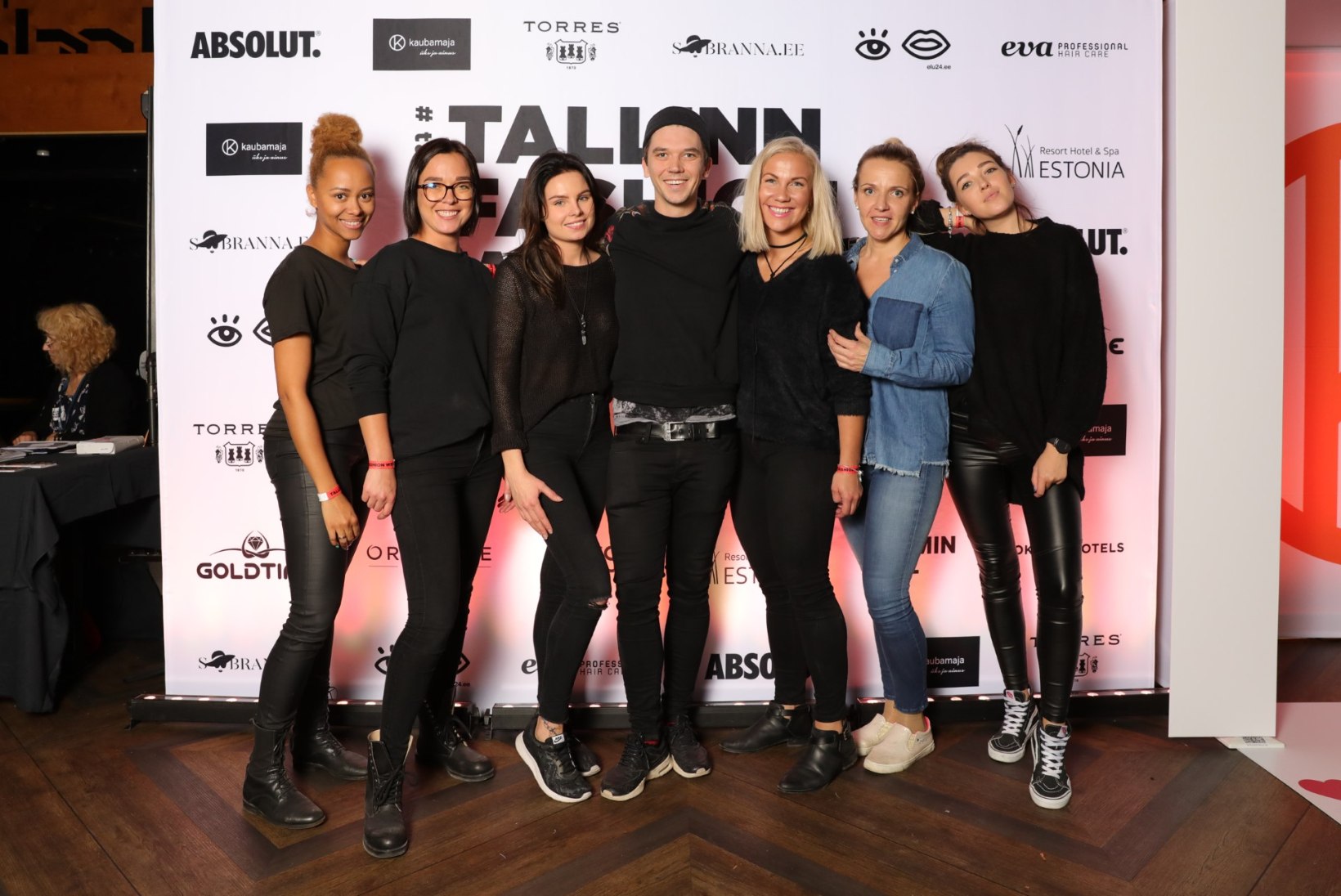 ÕL VIDEO | Lauri Pedaja juhatab Tallinn Fashion Weeki telgitagustes vägesid