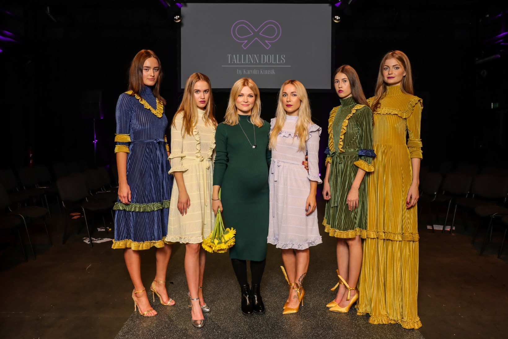 GALERII | Tallinn Fashion Weeki teise päeva kaunis seltskond fotoseina ees