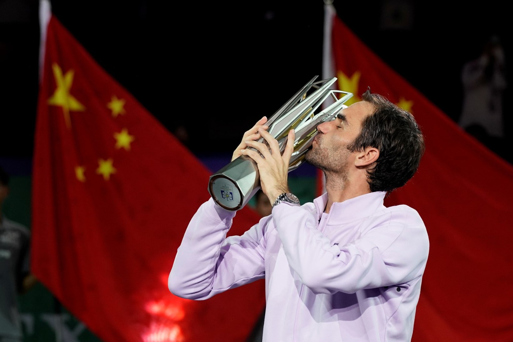 Tenniseklassika: Roger Federer alistas Hiina suurturniiri finaalis Rafael Nadali