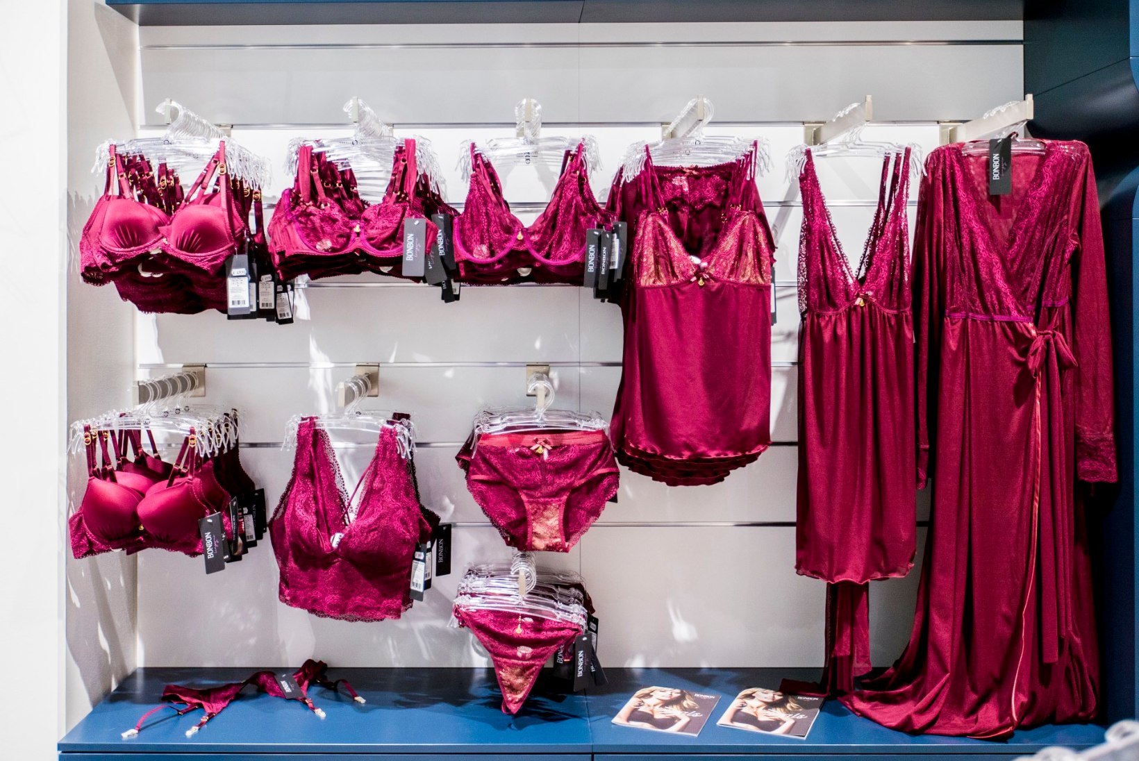 SILMIPAITAV GALERII | Nautica keskuses avatud BonBon Lingerie kauplus näitab sensuaalset ja kaunist pesu!
