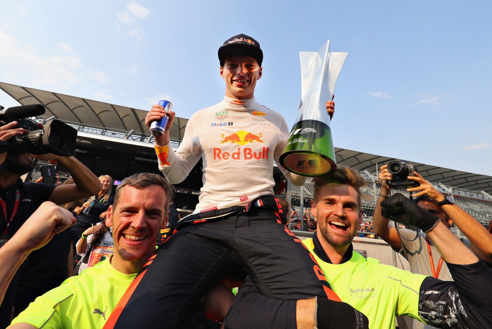 Red Bulli juht: Verstappenil hakkas üksi ees sõites igav