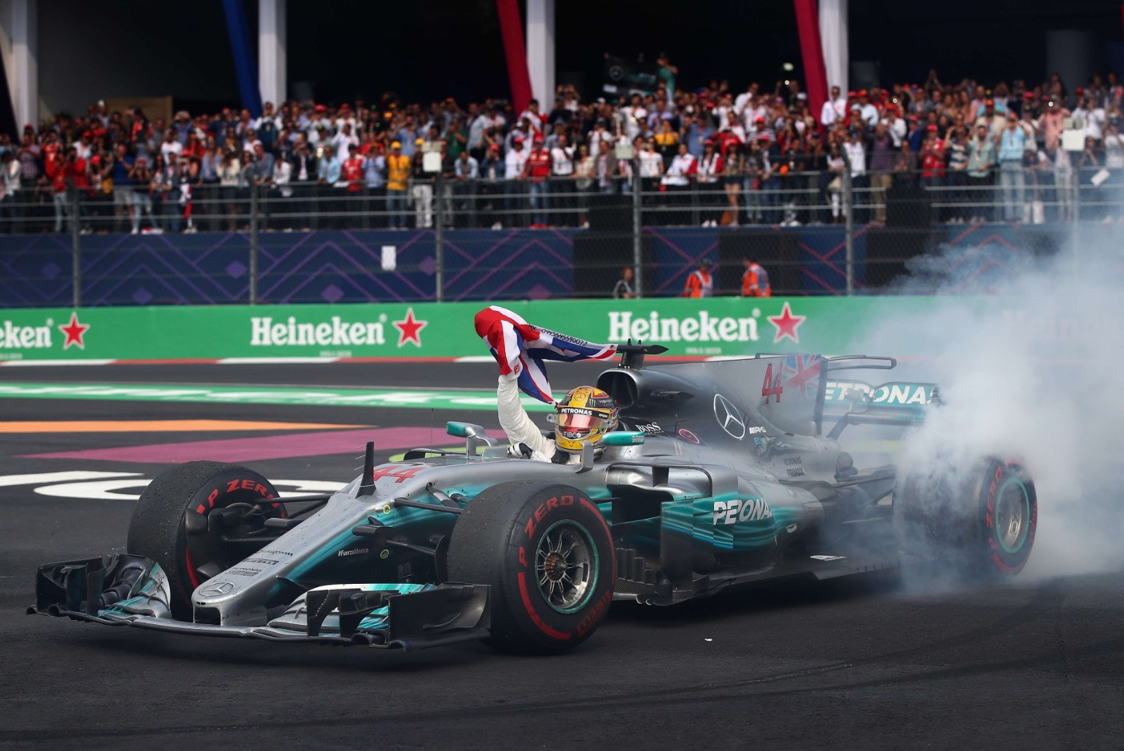 Kas Lewis Hamilton sõitis end kõigi aegade parimaks Briti vormelipiloodiks?