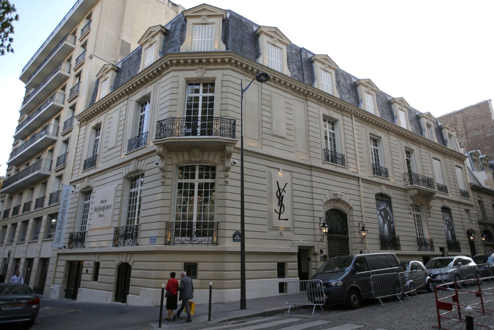 Pariisis avati Yves Saint Laurenti muuseum