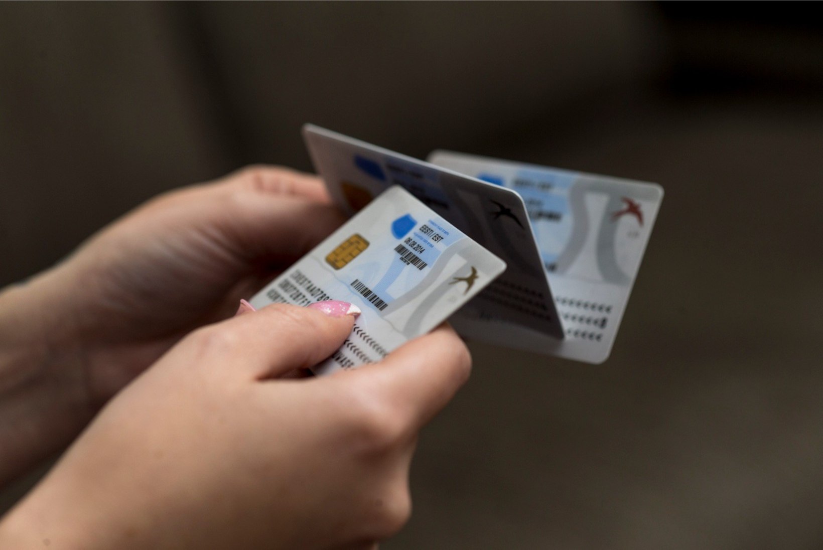 ID-kaardi tootjad ei selgita, miks Eesti turvaveast viimasena teada sai