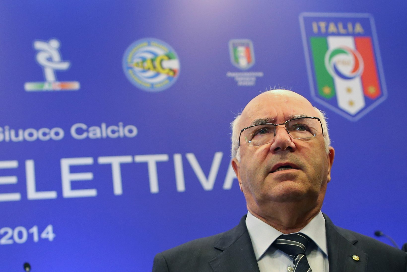 PEAD LENDAVAD! Itaalia jalgpalliliidu juht pani ameti maha