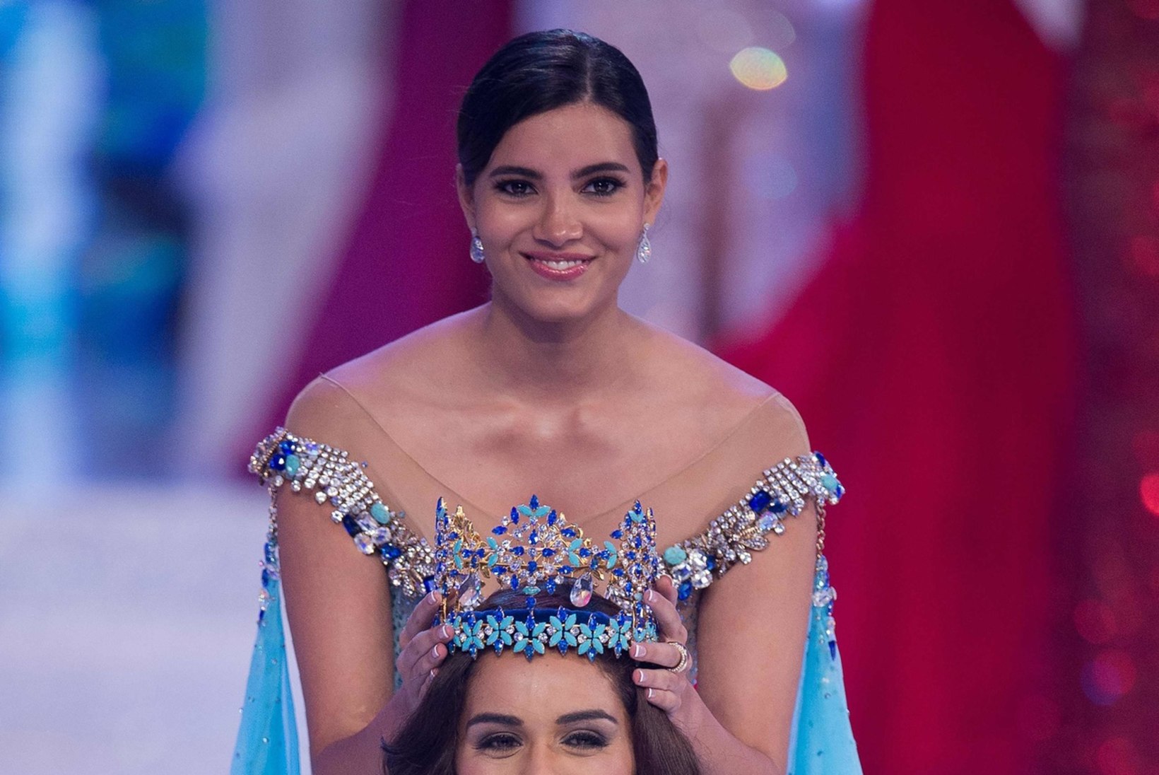 Miss Maailmaks krooniti India meditsiinitudeng