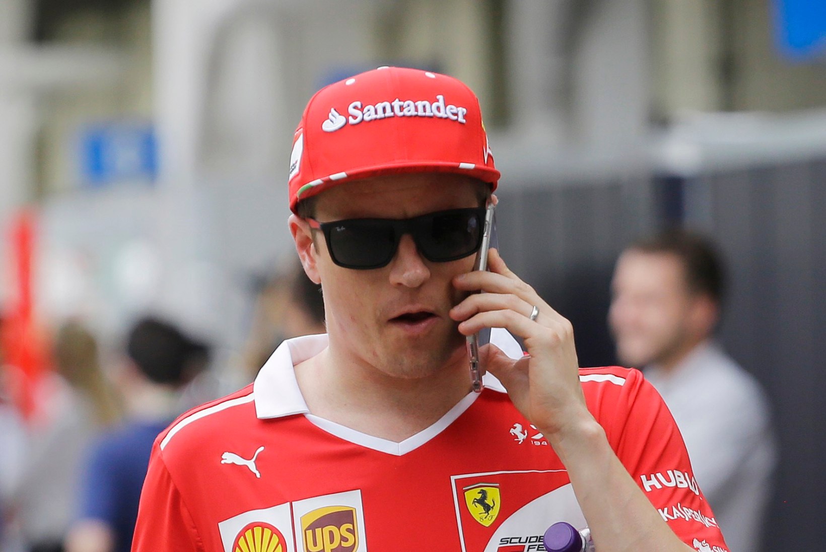 VIDEO | Räikkönen tuletas maailmale meelde, et tema soontes voolab jää!