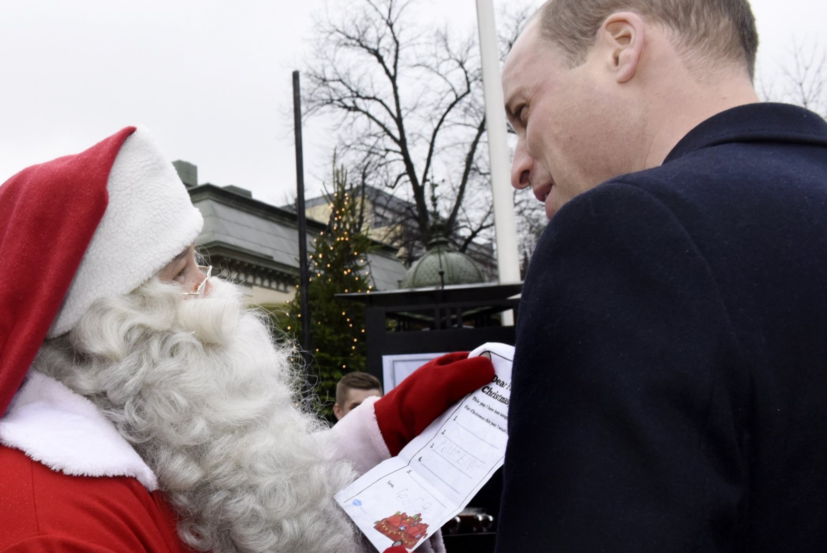 KUI ARMAS! Prints William andis Soomes jõuluvanale üle poja kingisoovi