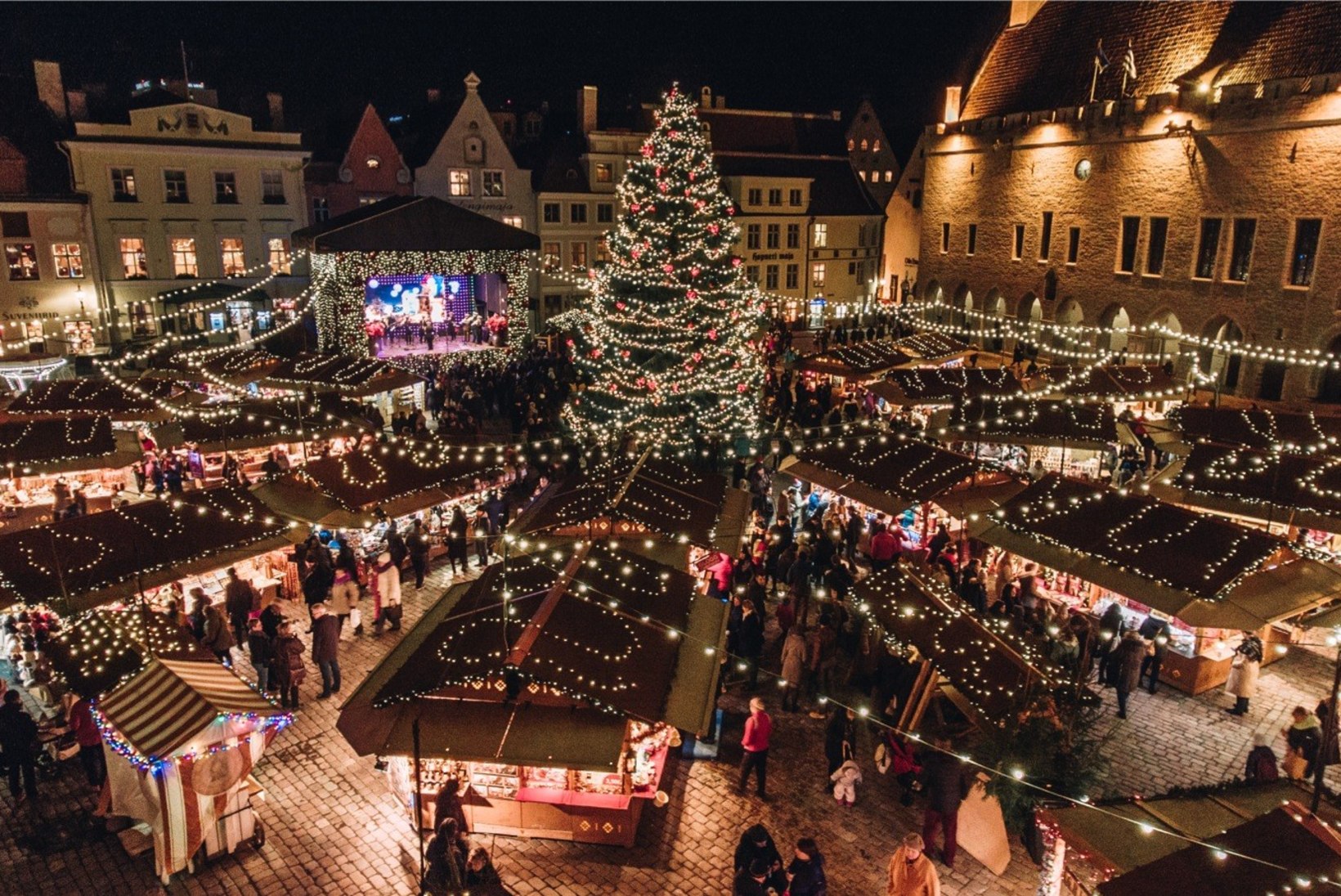 Briti ajaleht kiidab Tallinna: autentne jõuluturg ja mõistlikud hinnad