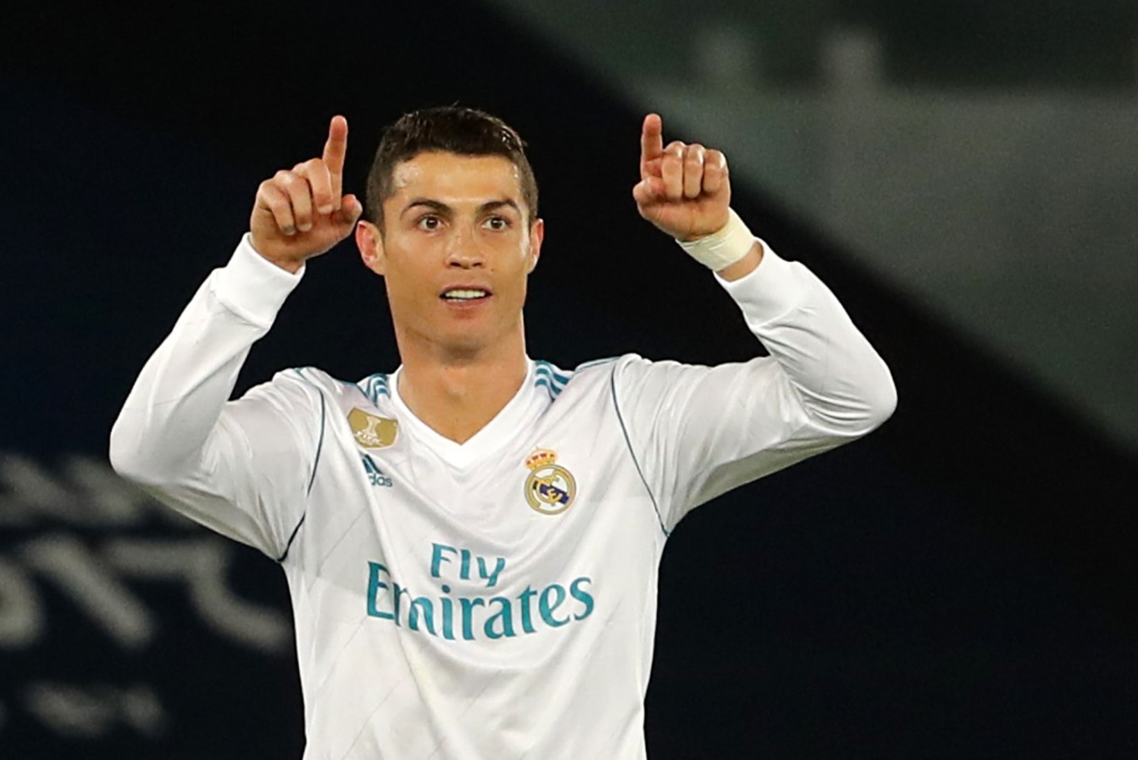 VIDEO | Cristiano Ronaldo vedas Madridi Reali maailmameistriks! 