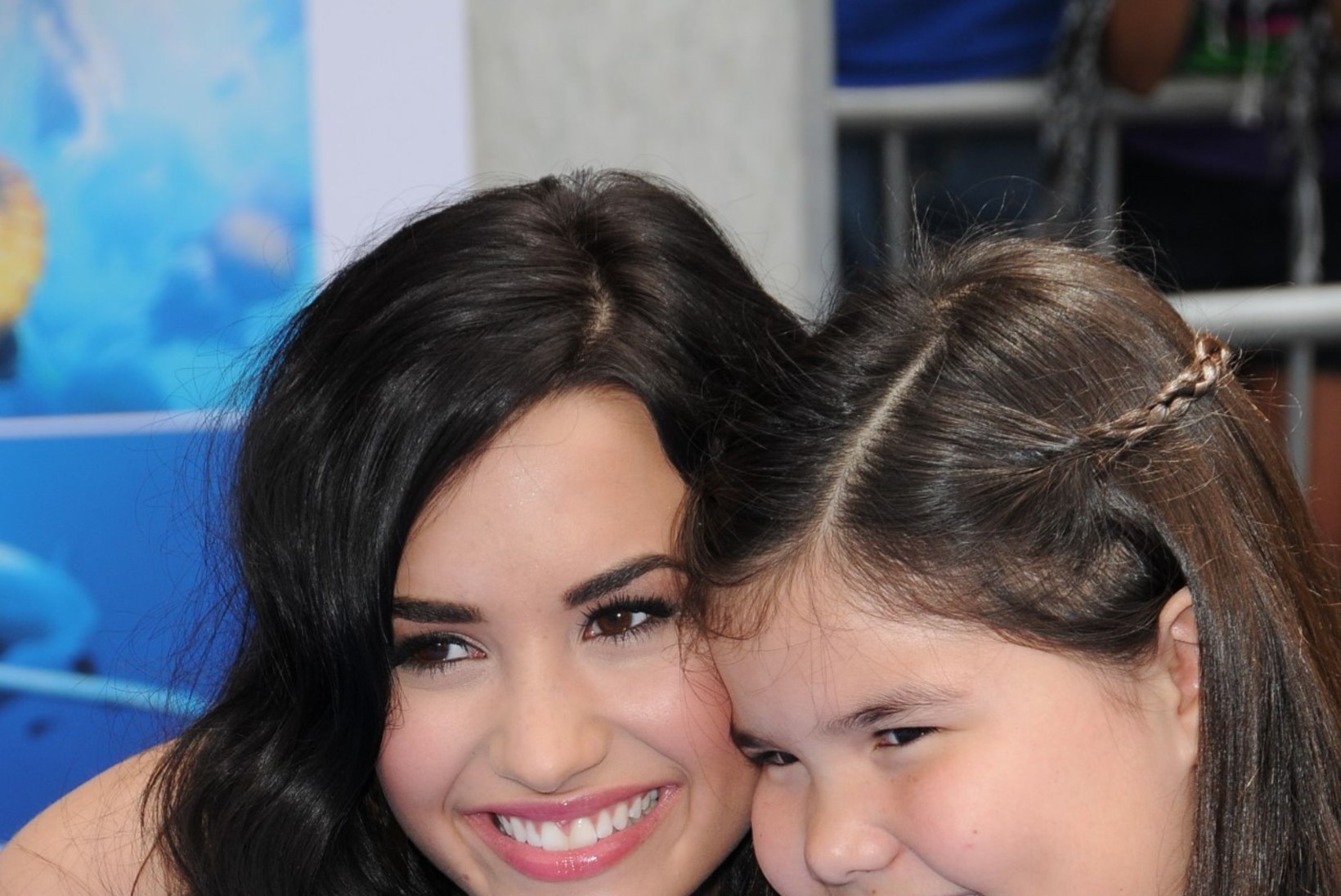 Demi Lovato trullakast väikeõest on sirgunud kaunitar
