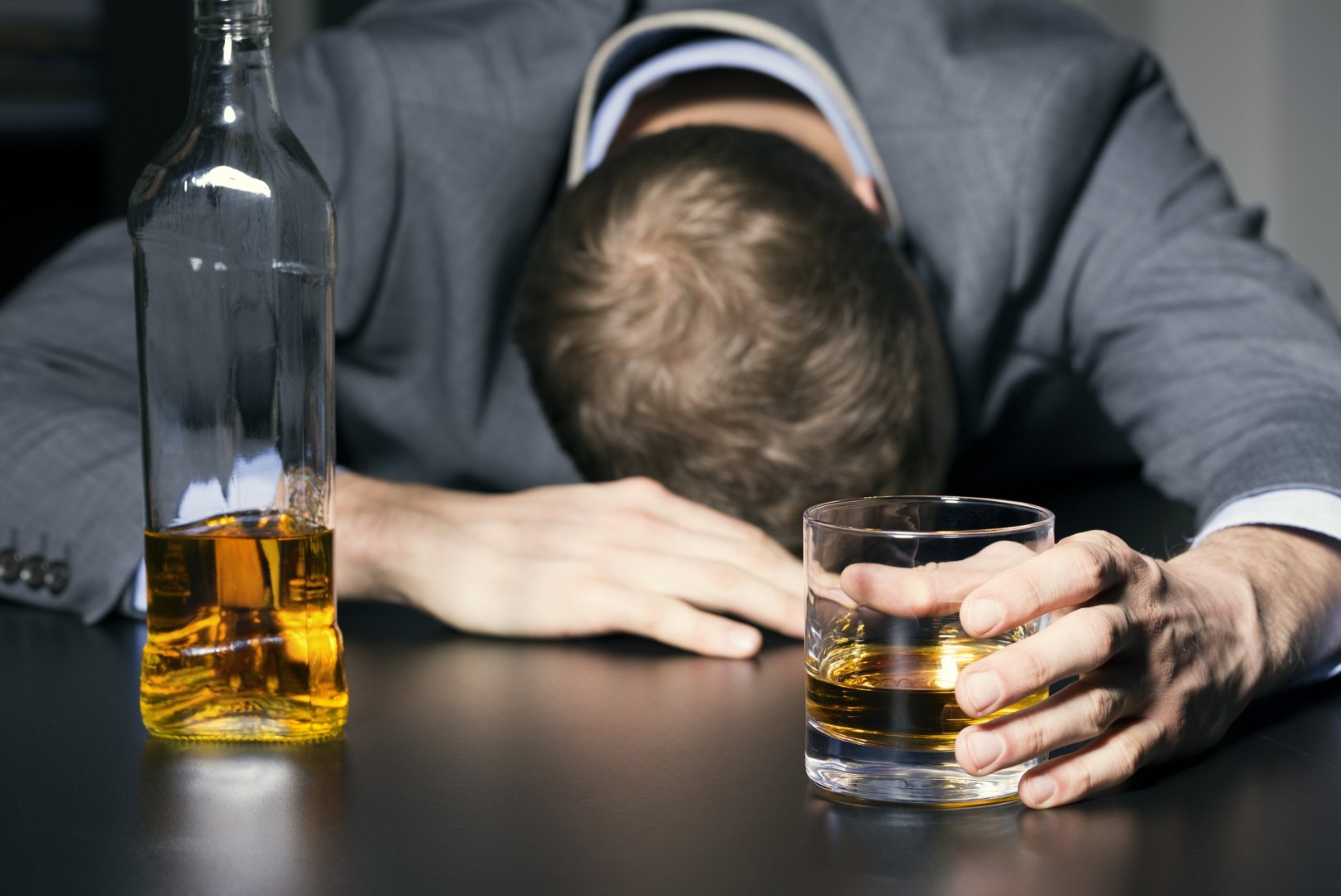 EKSPERDID: alkoholi tarbimisel pole olemas ohutut kogust