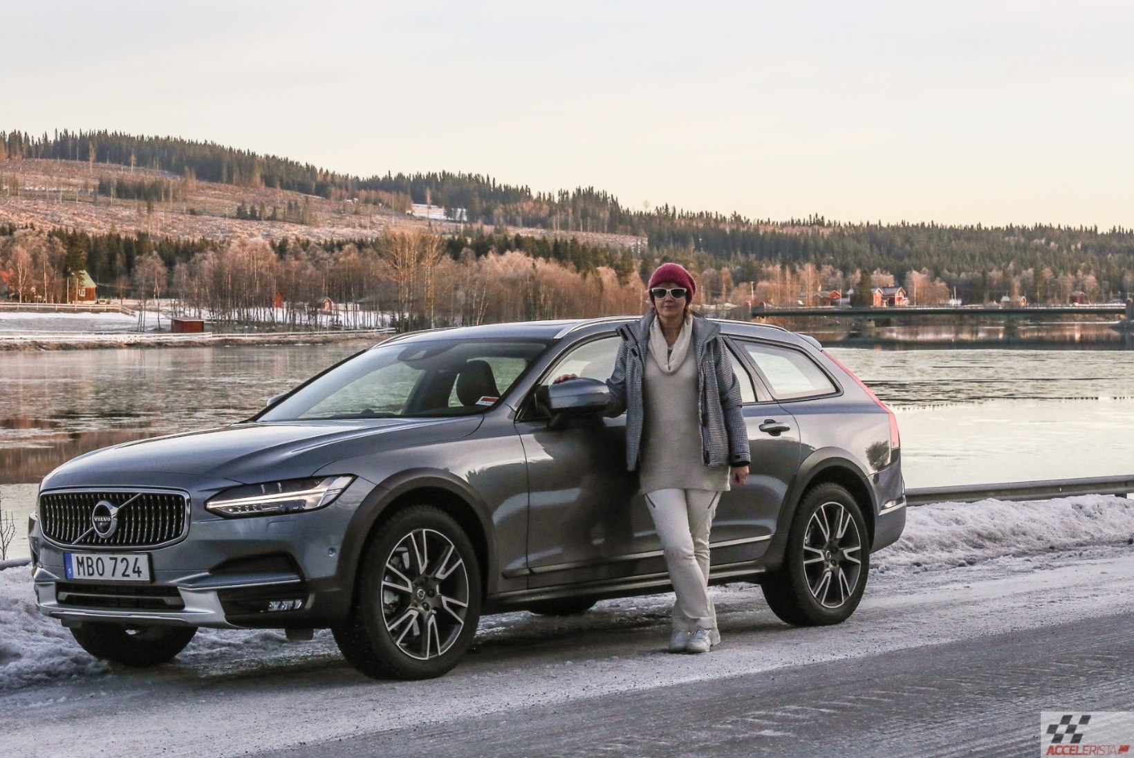 Volvo V90 Cross Country: igatsus igavese talve ja keelatud seikluse järele