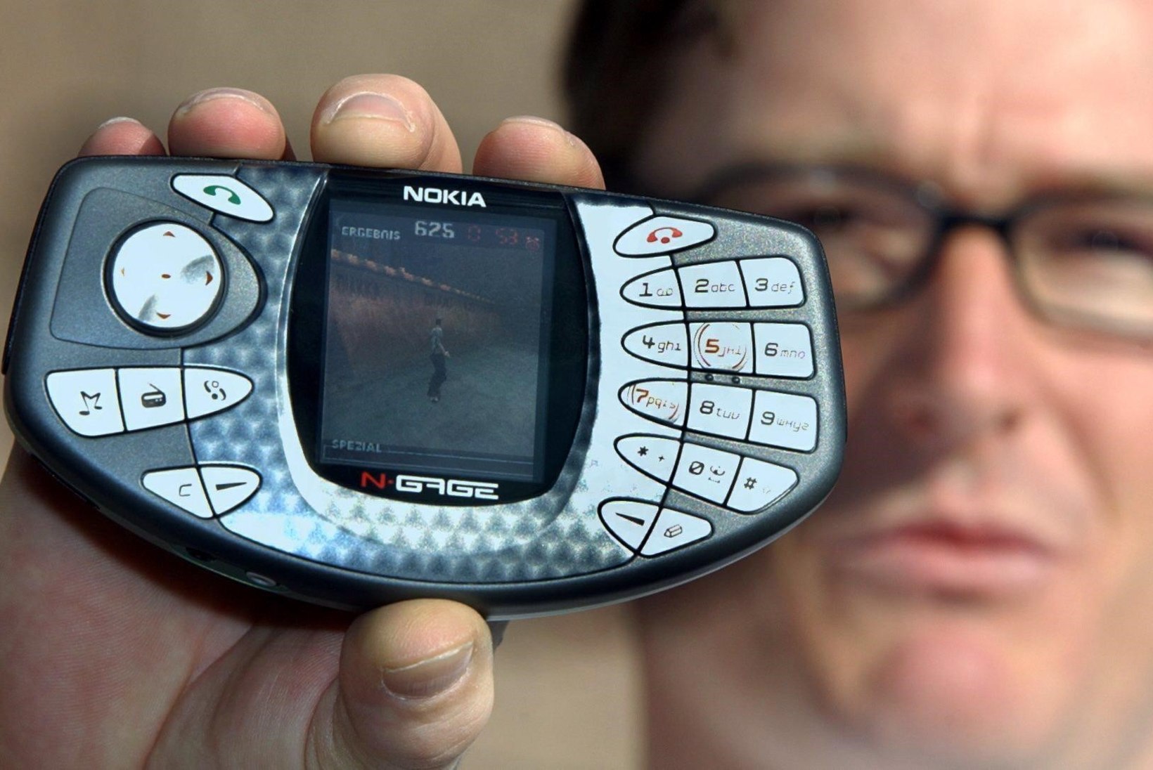 NOSTALGIAMINUTID: 3310 taastuleku valguses galerii omaaegsetest poppidest Nokia telefonidest
