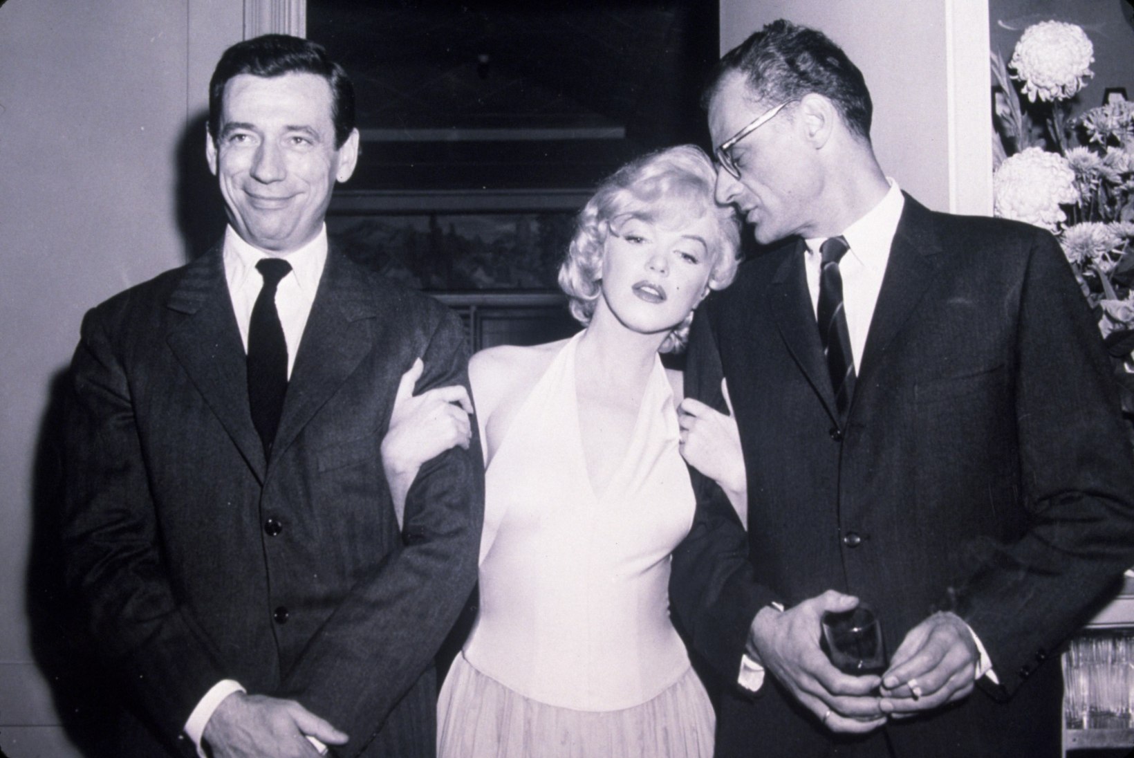 VAPUSTAV PALJASTUS: Marilyn Monroe ootas Prantsuse filmitähelt last!