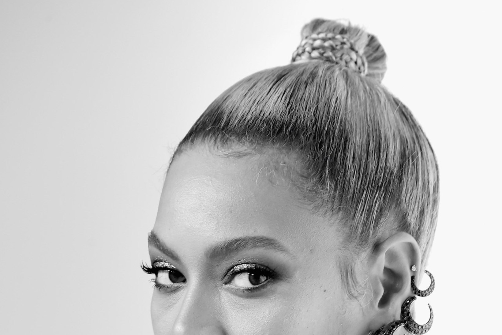 KÕIGE ENAM LAIGITUD FOTO ÜLDSE: Beyoncé titeootuspilt ajas Instagrami hulluks