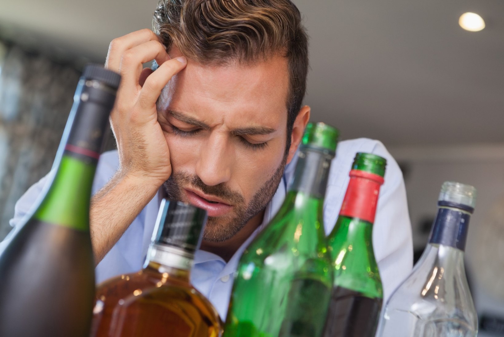 Miks ei tohiks pohmelli alkoholiga ravida?