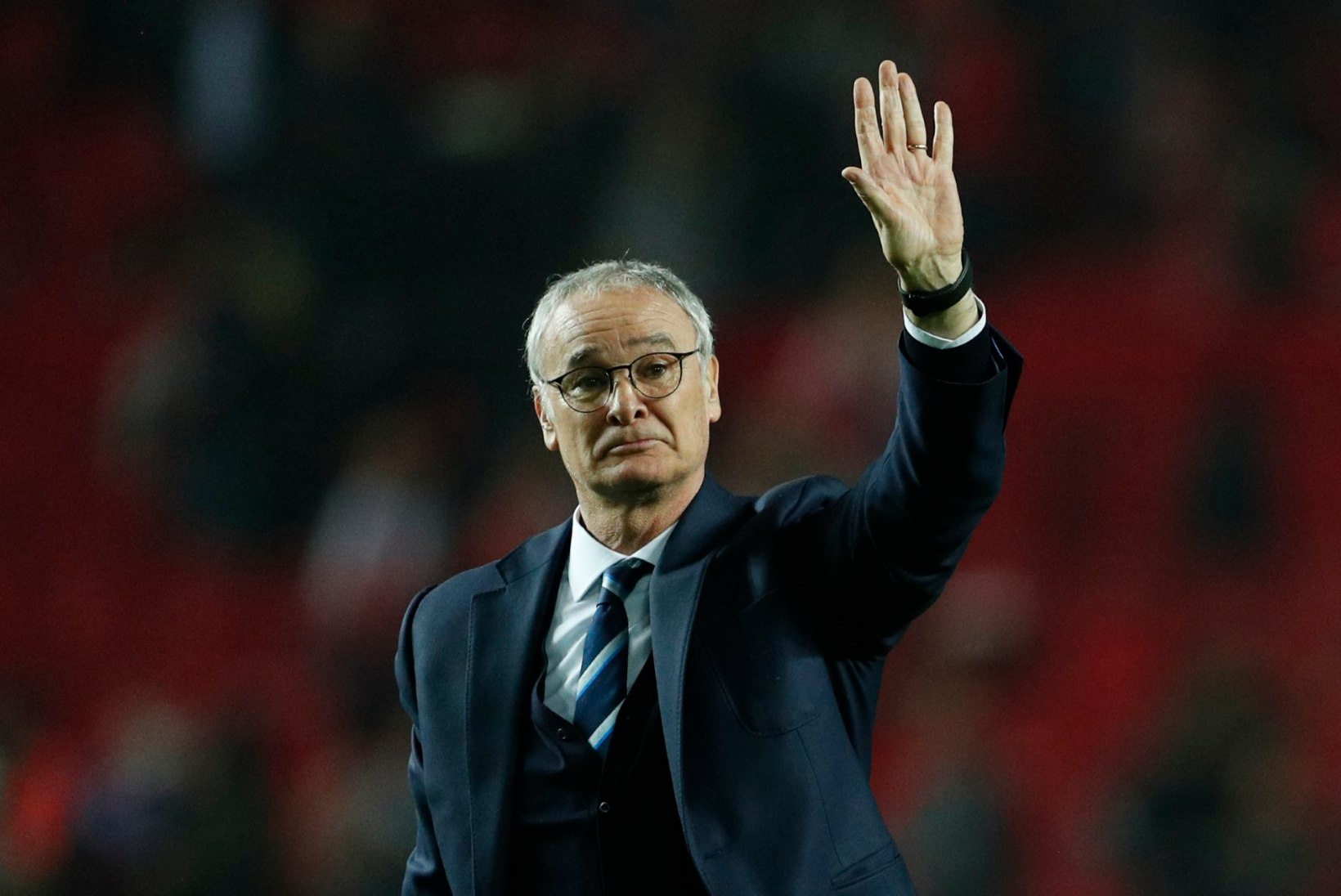 Valitsev Inglismaa meister Leicester City vallandas peatreeneri