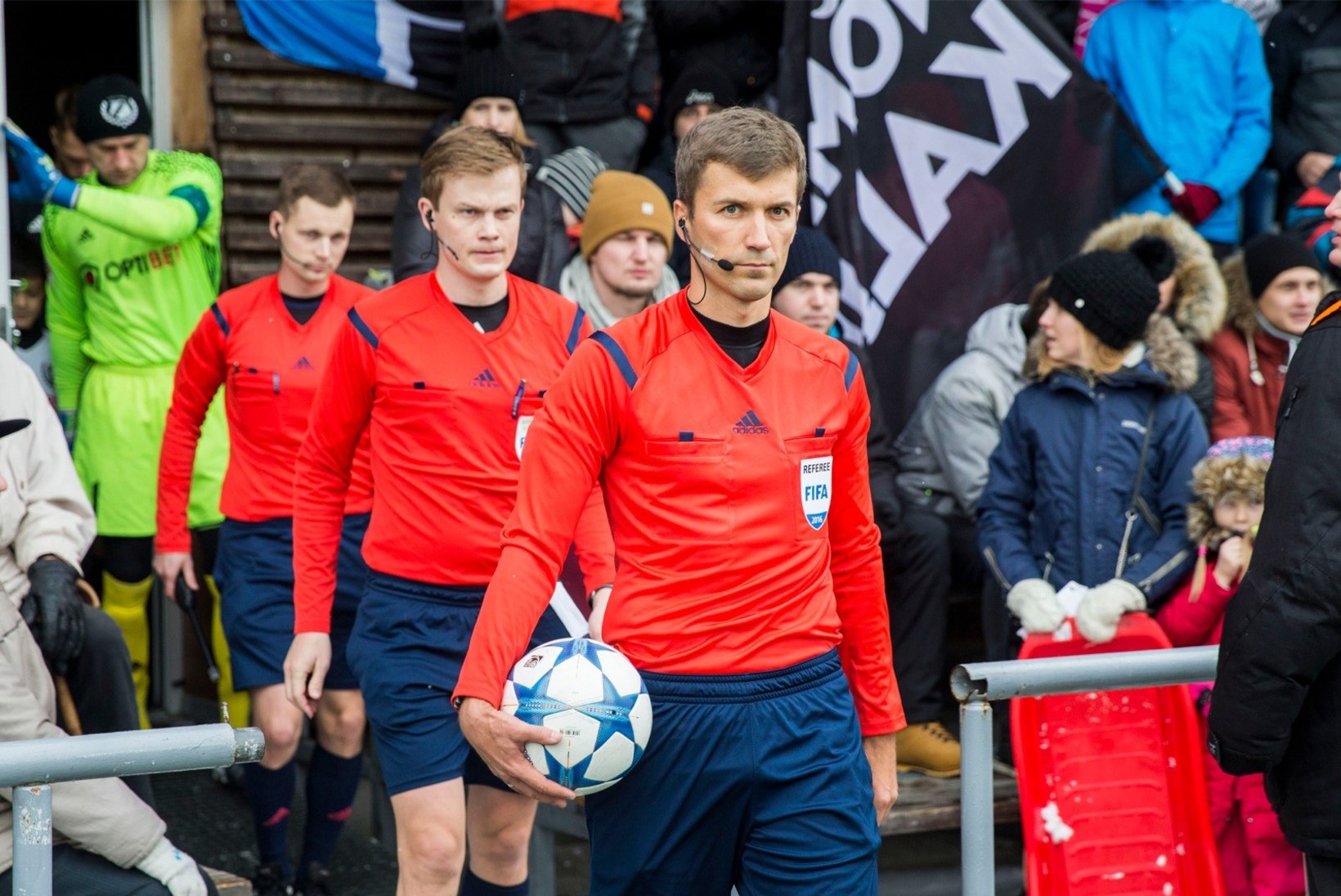 Eesti jalgpallikohtunik vilistab Man City osalusel toimuvat kohtumist