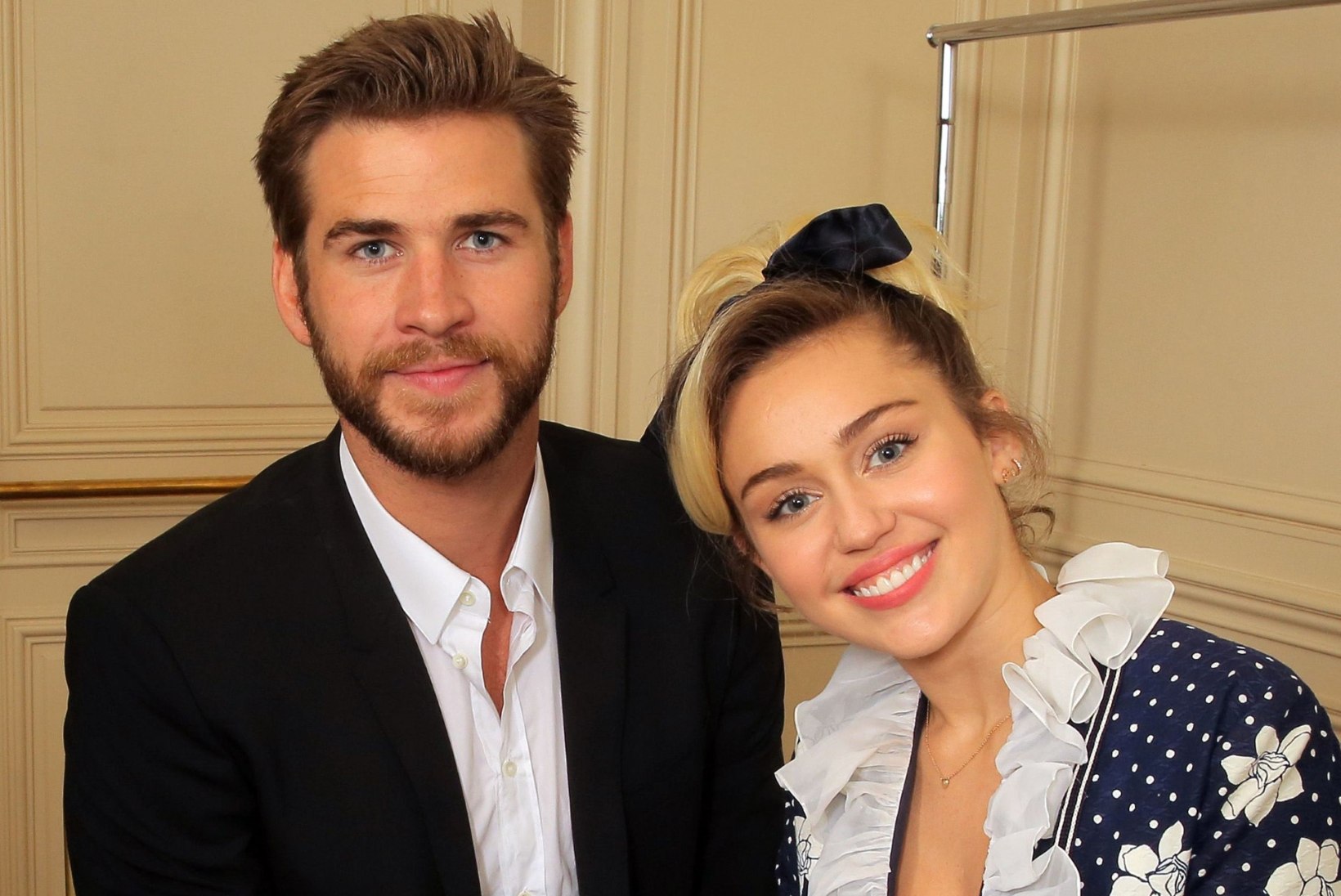 Miley Cyruse isa vallandas kuuldused salapulmadest