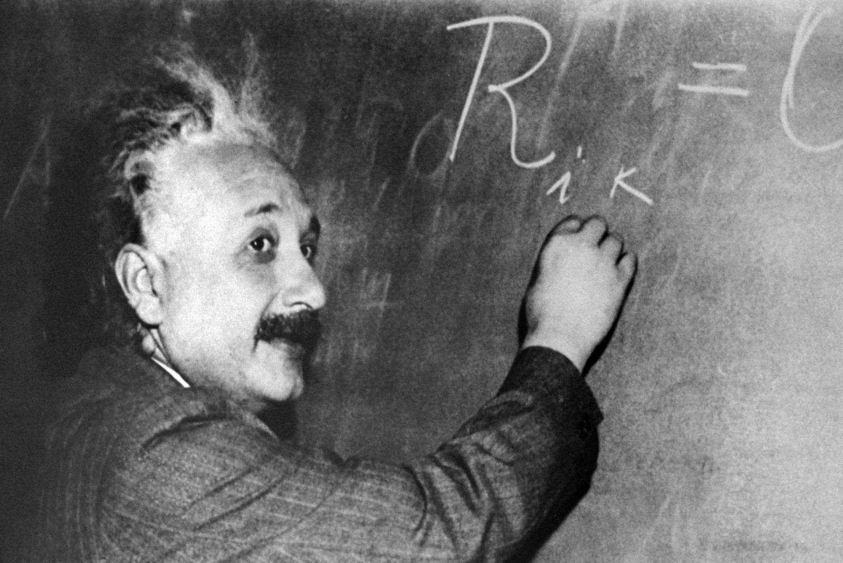 Einsteini kuulsa mõistatuse suudab lahendada vaid 2% inimestest. Vaata, kas sina kuulud nende hulka