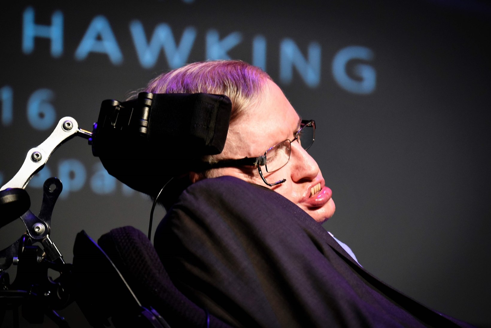 Stephen Hawking: lendan Richard Bransoniga kosmosesse 