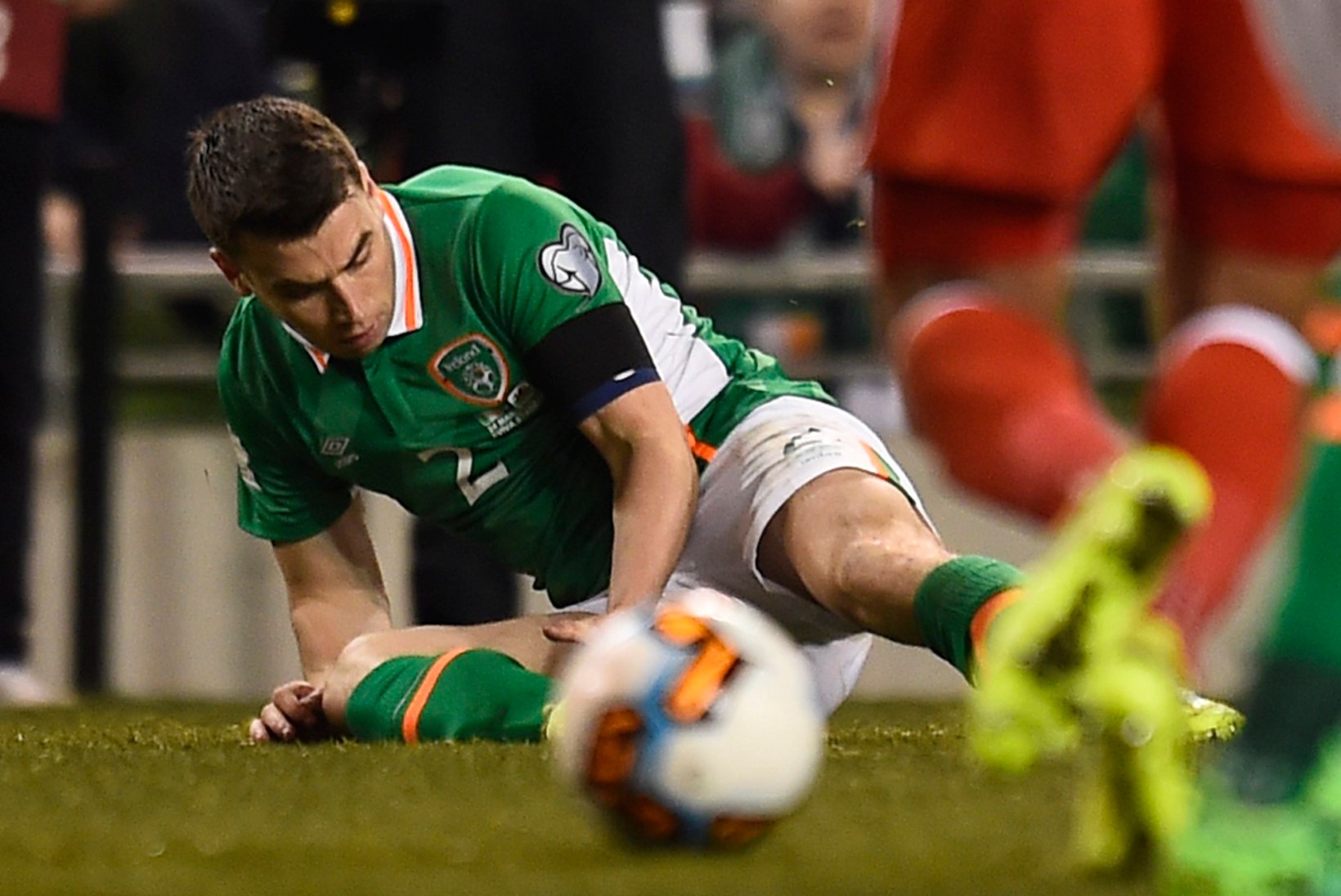 VIDEO | Iirimaa kaitsja sai MM-valikmängus võika vigastuse