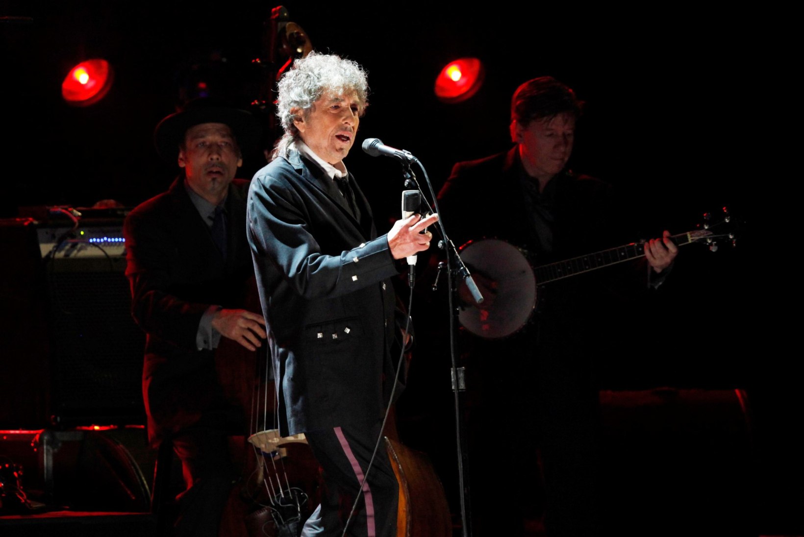 Bob Dylan leiab viimaks mahti, et Nobeli auhind vastu võtta