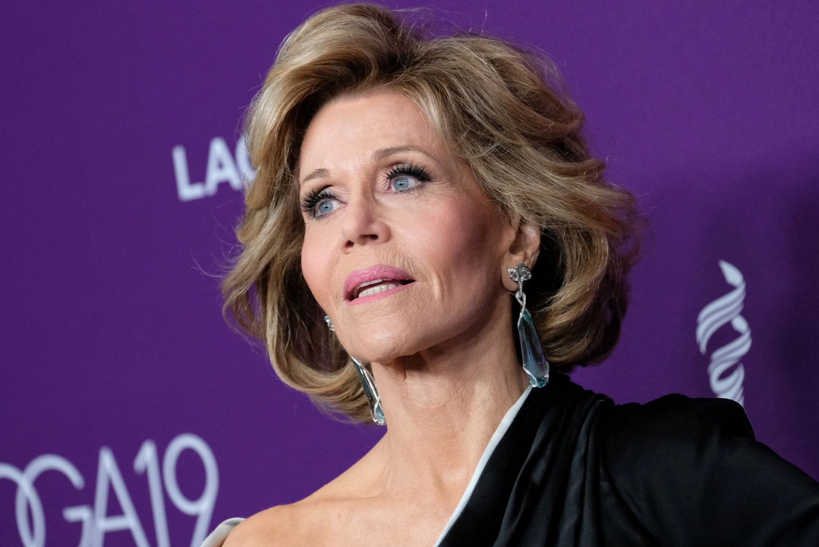 Jane Fonda: "Mind on vägistatud, mind on lapsena seksuaalselt kuritarvitatud."
