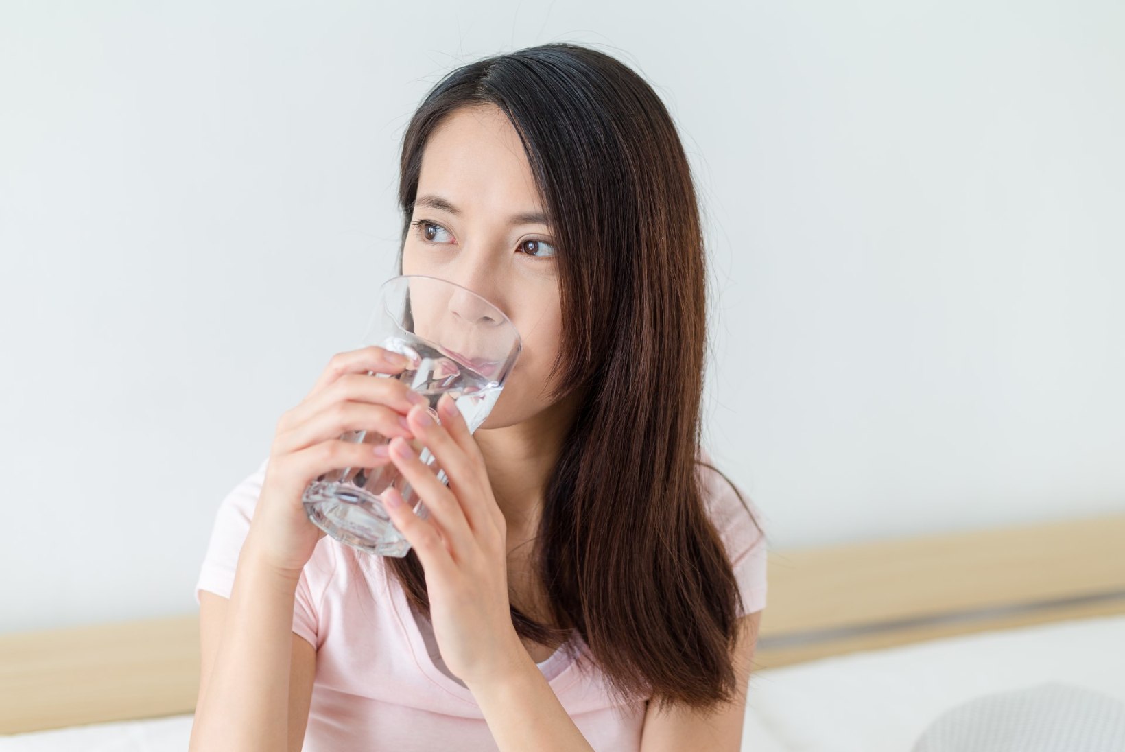 6 asja, mis juhtub su kehaga, kui jood igal hommikul tühja kõhuga sooja vett