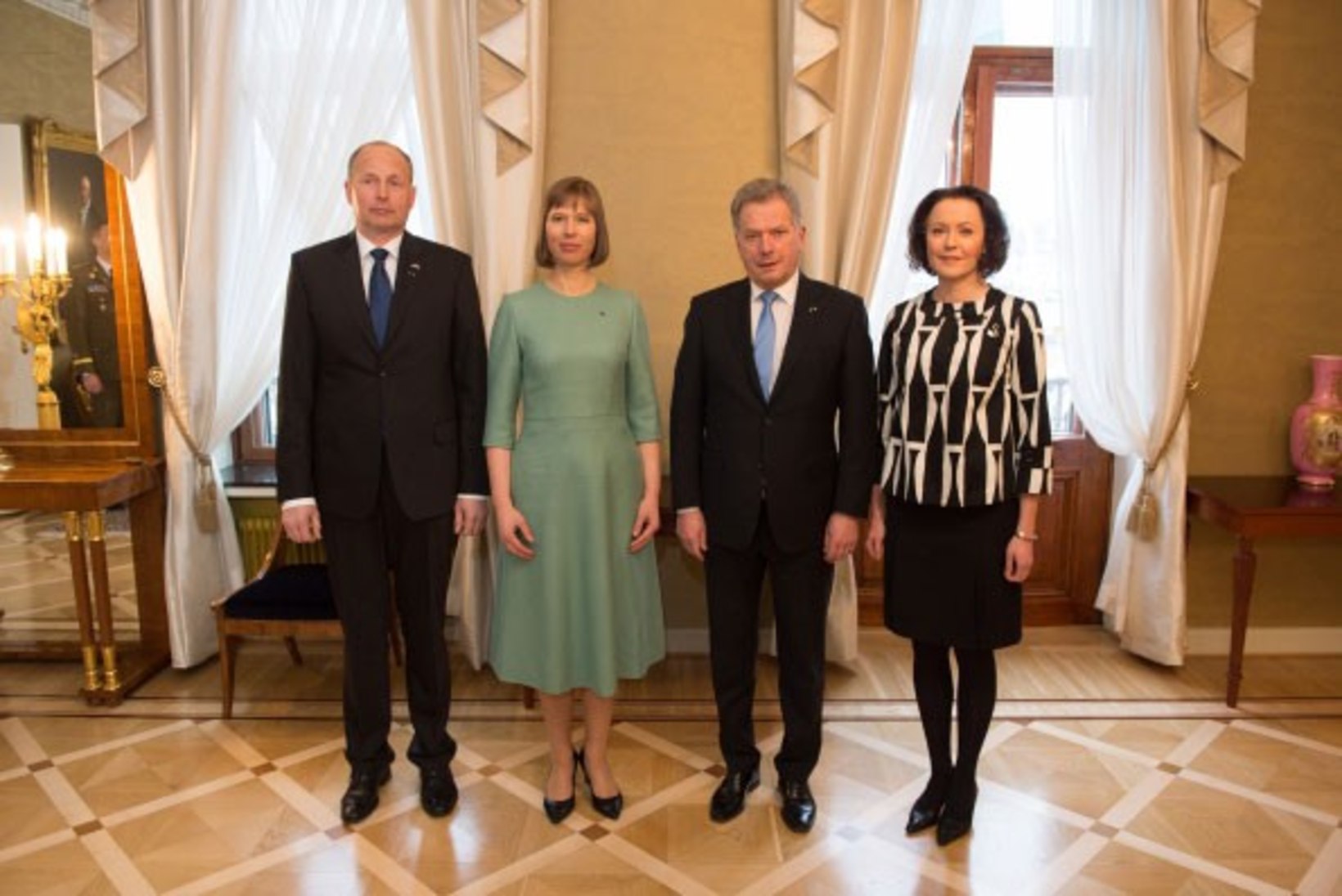 FOTOD | President Kaljulaid on koos suure delegatsiooniga riigivisiidil Soomes