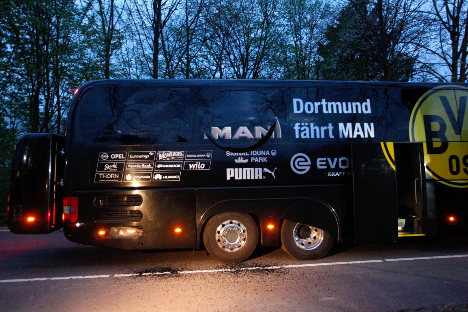 Dortmundi Borussia bussi rünnakus kahtlustatav mees võeti kinni