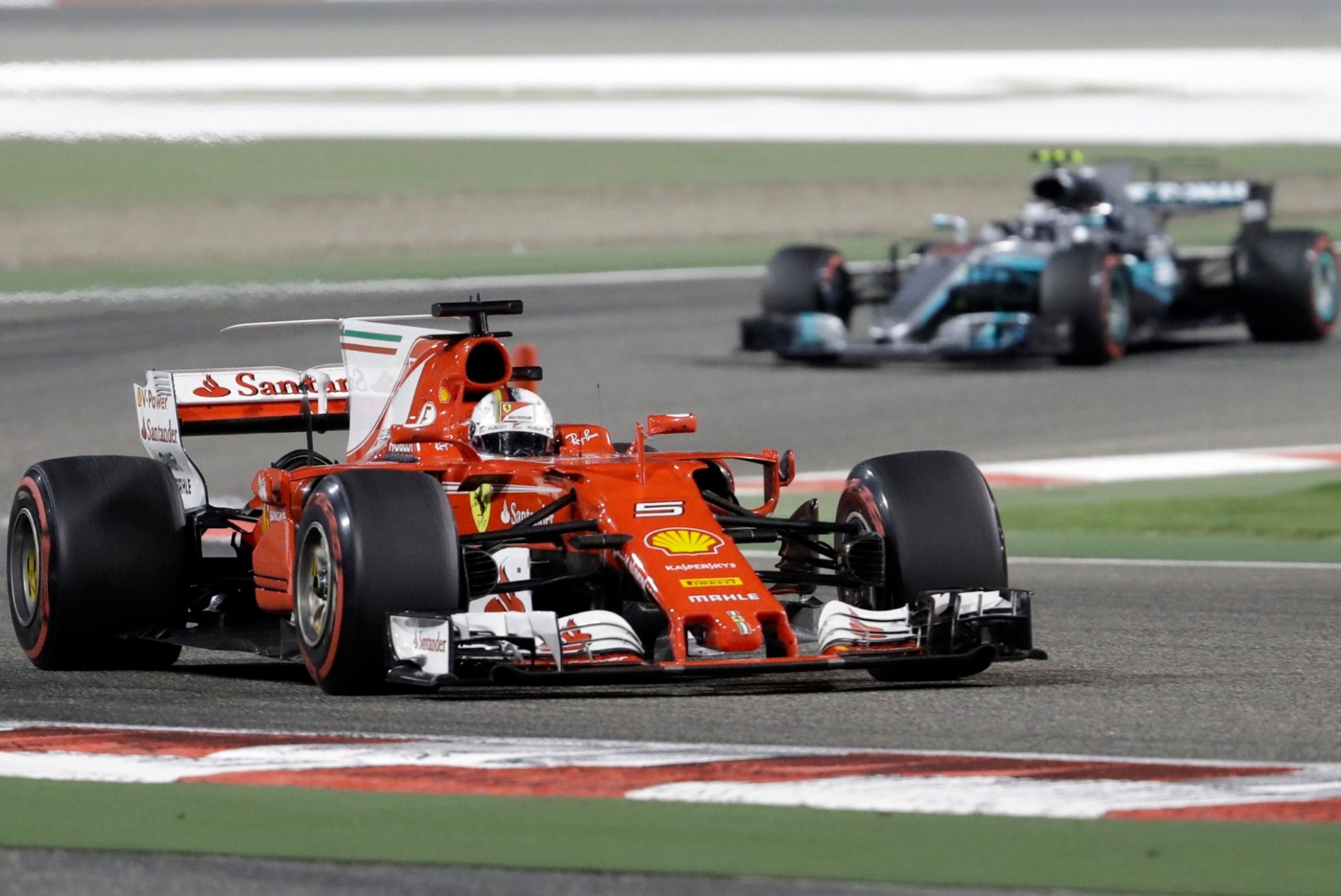 NII SEE JUHTUS | Bahreini GP: Sebastian Vettel võitis, parimalt stardikohalt alustanud Bottas leppis kolmanda kohaga