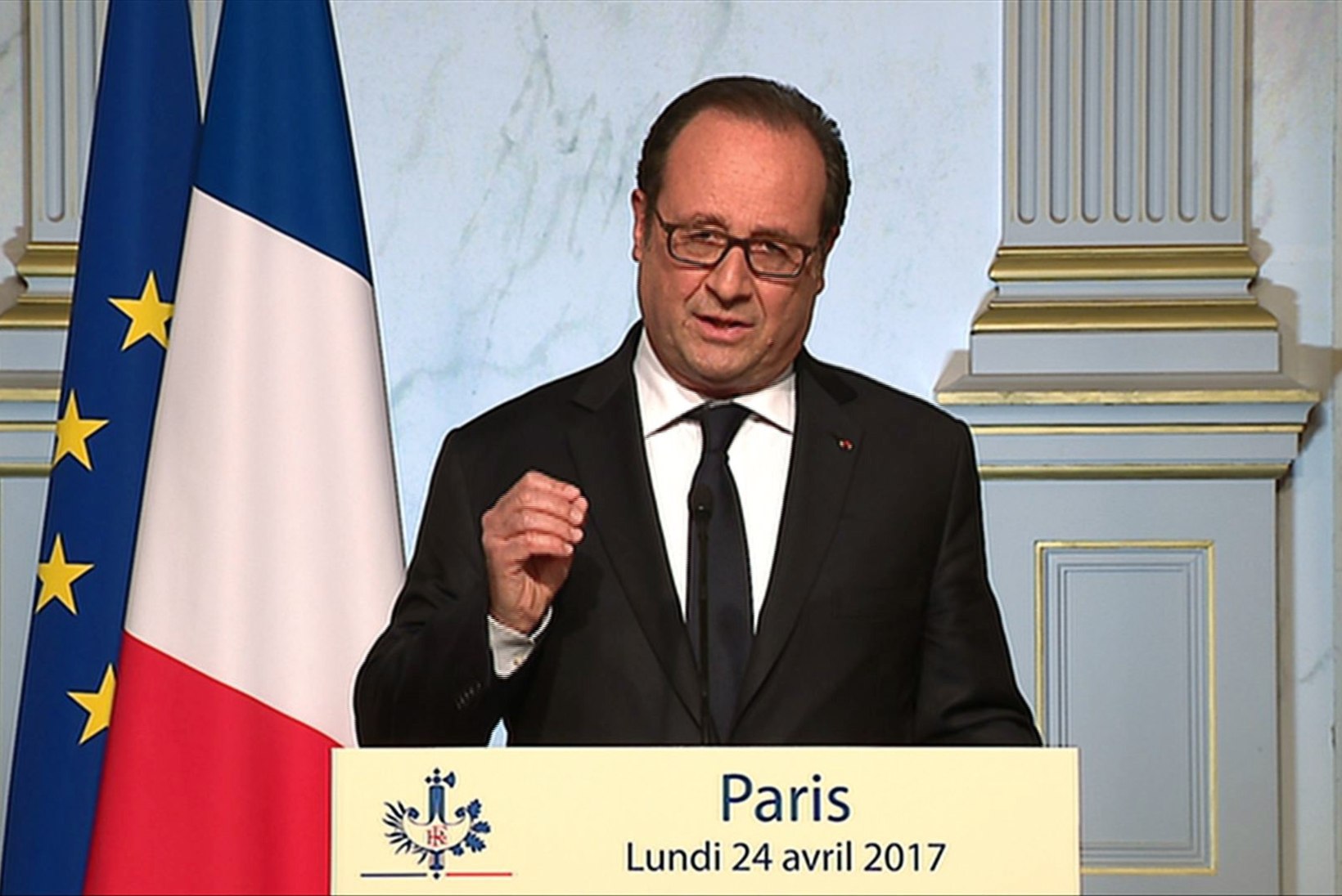 Prantsusmaa presidendivalimised: Hollande soovitas rahval teises voorus Macroni poolt hääletada