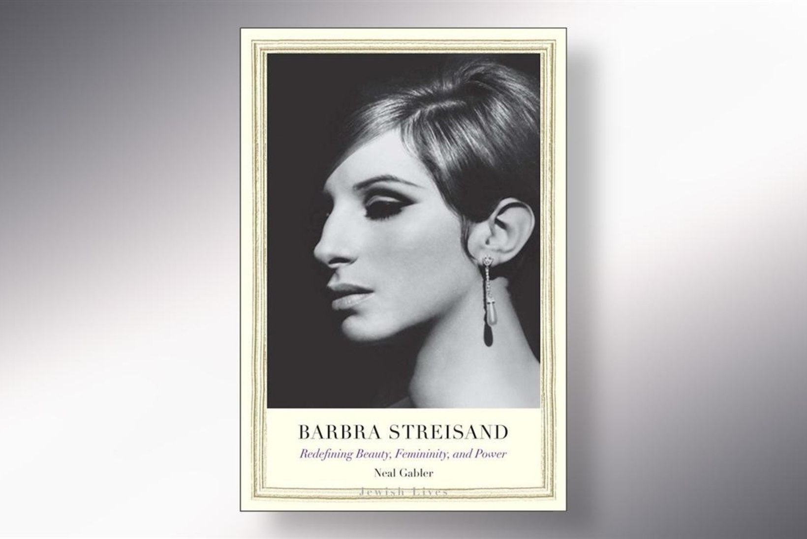 Suure ninaga Barbra Streisand laulis end ilusaks