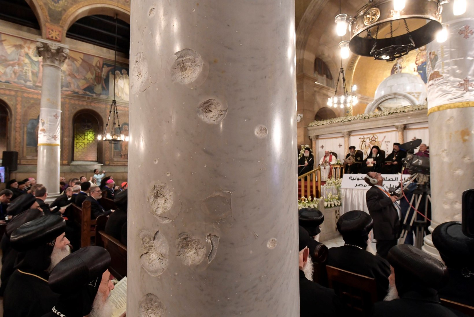 FOTOD | Paavst käis Egiptuses viibides kirikus, milles hukkus 29 inimest