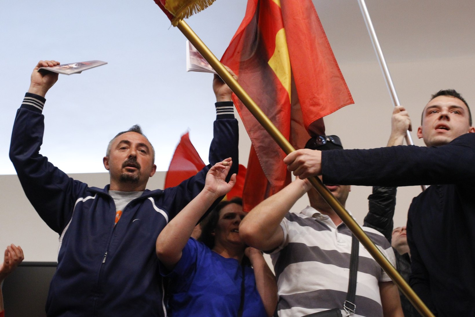 GALERII | Meeleavaldajad vallutasid Makedoonia parlamendihoone
