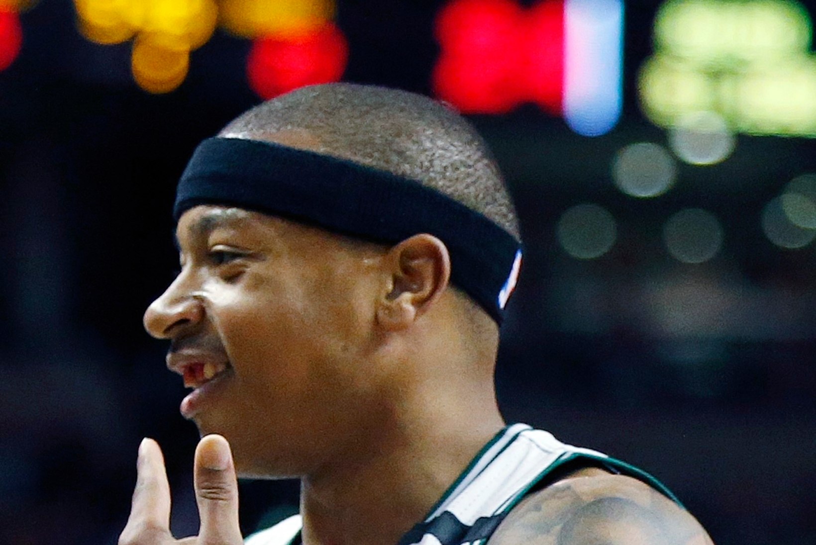 VIDEO | VALUS! Boston Celticsi superstaar kaotas mängus hamba