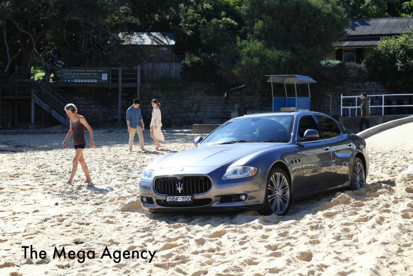 FOTOD JA VIDEO | TÕELINE SUPELSAKS? Austraalia mees üritas Maseratiga randa peesitama sõita
