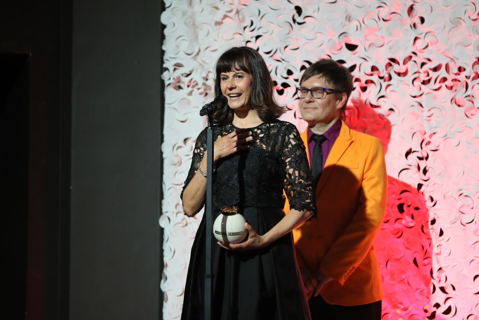 ÕHTULEHE VIDEO | Rita Rätsepp: "Kroonika lemmiku auhind oli šokk!"