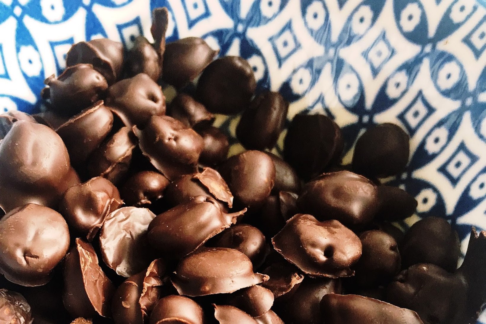 Turgutaja kiireks päevaks: kohvioad tumedas šokolaadis