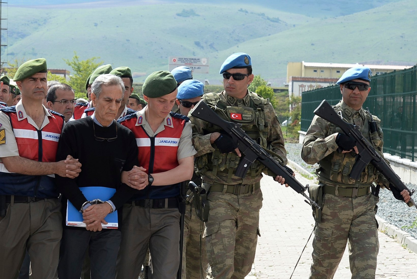 PILTUUDIS | Türgis algas kohus riigipöördekatse korraldajate üle