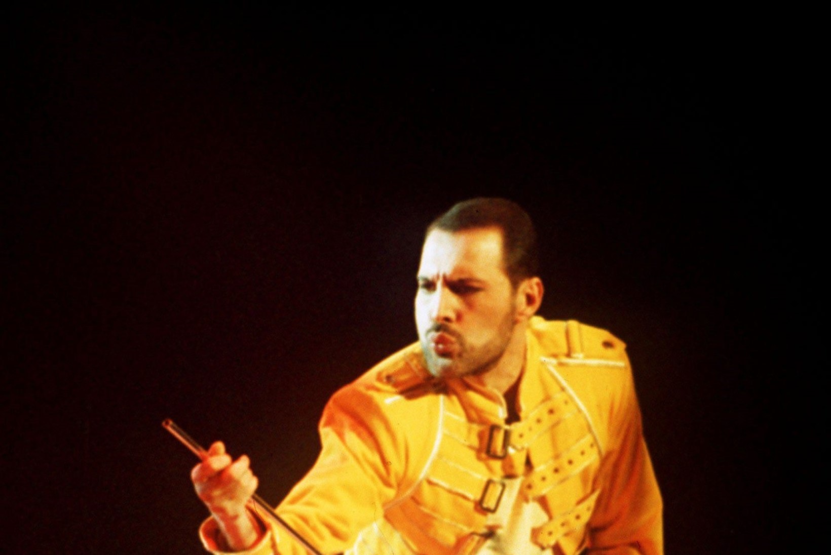 Bändikaaslase hirmus paljastus: Freddie Mercury kaotas aidsi tõttu jala