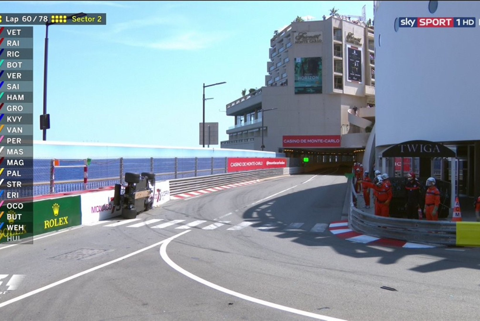 VIDEO | Pascal Wehrlein jäi pärast kokkupõrget Jenson Buttoniga vormelisse kinni