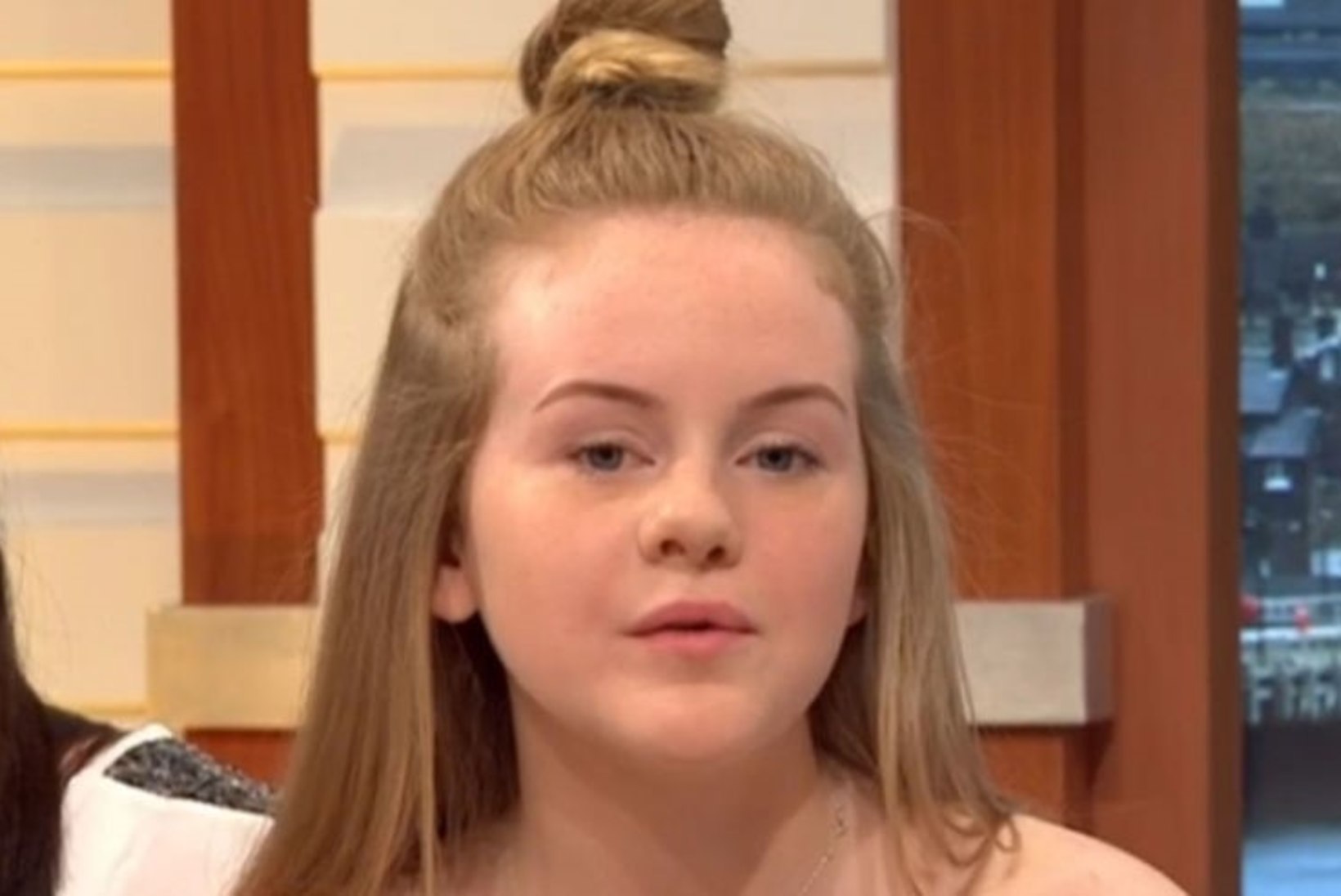 Manchesteri terrorirünnaks viga saanud teismeline tüdruk andis emotsionaalse teleintervjuu
