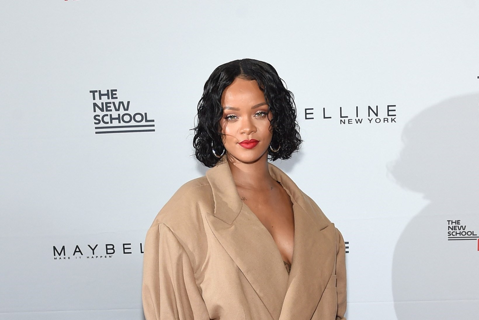 Rihanna on rase või lihtsalt hea elu peal kosunud?!
